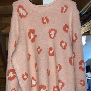 Cheetah sweater NWT